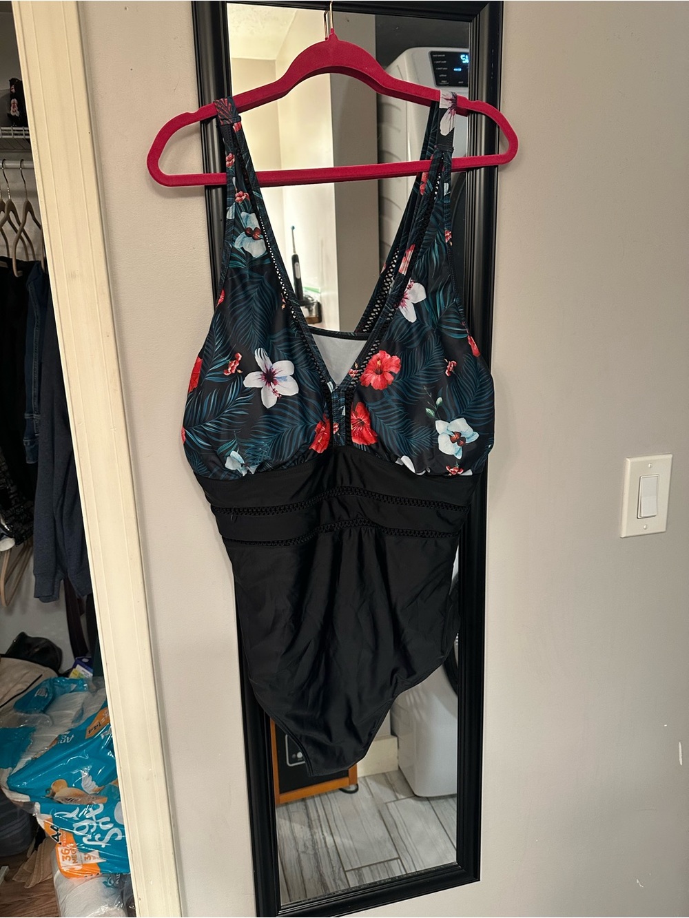Tropical Floral V-Neck One-Piece Swimsuit - Black